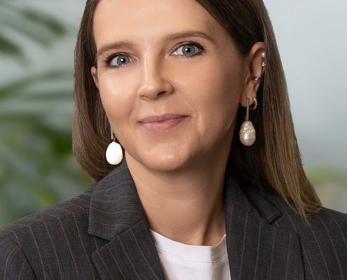 Polina Makarenko Headshot